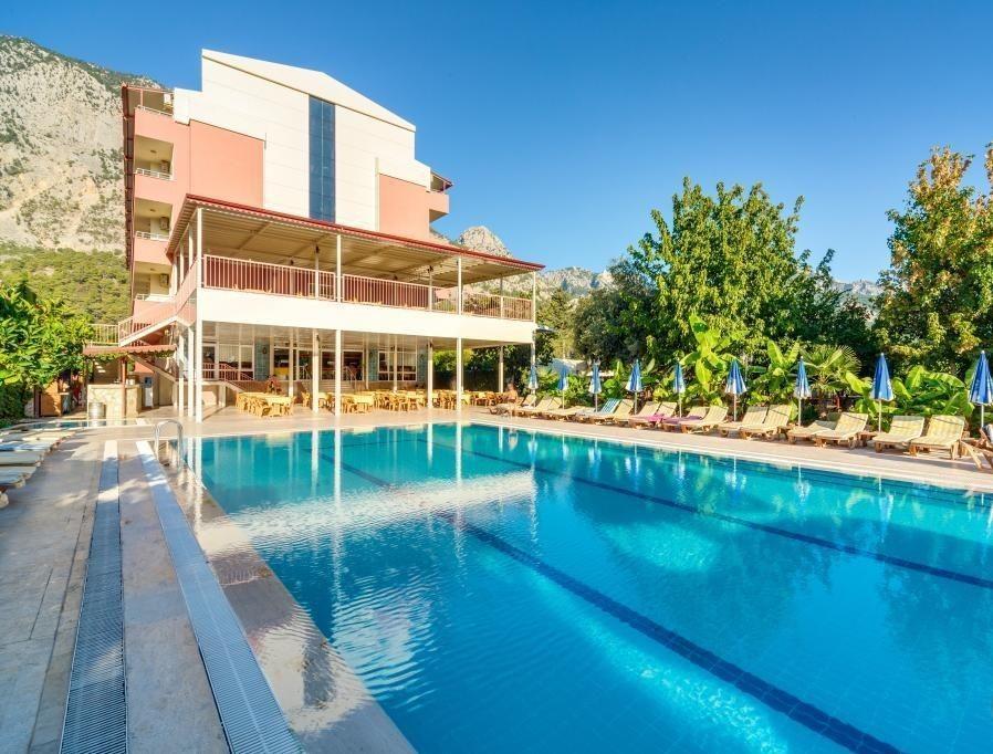 בלדיבי Sunmerry Hotel מראה חיצוני תמונה