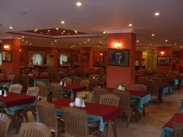 בלדיבי Sunmerry Hotel מראה חיצוני תמונה
