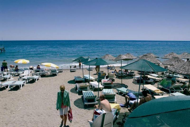 בלדיבי Sunmerry Hotel מראה חיצוני תמונה
